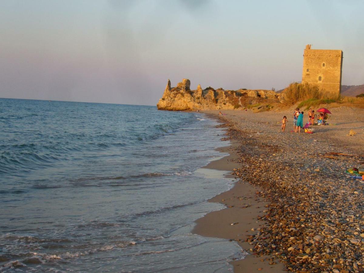 Hotel Casaleo Campofelice Di Roccella Zewnętrze zdjęcie