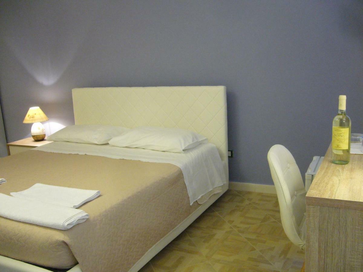 Hotel Casaleo Campofelice Di Roccella Zewnętrze zdjęcie